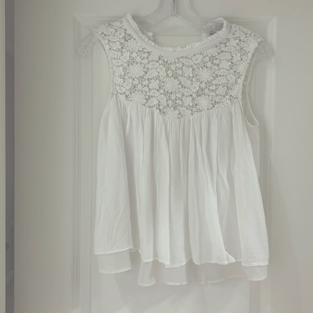 ZARA Trafaluc white cropped lace tank